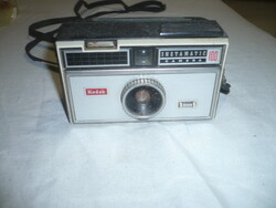 Kodak instamatic filmes fényképezőgép