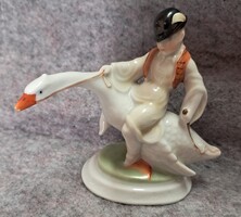 Lux Elek tervezte Herendi porcelán - Ludas Matyi