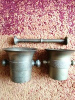Egyben eladó 12 cm és 11 cm magas rézmozsár 1 db törővel