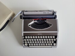 Régi retro kis méretű Royal táskaírógép mid century írógép Litton