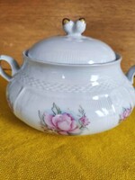 Porcelán leveses tál