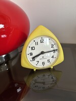 Mera-poltik space age clock