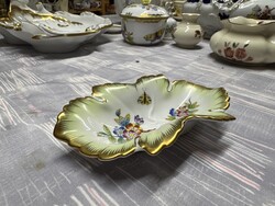 Herendi Viktória mintás levél alakú tál