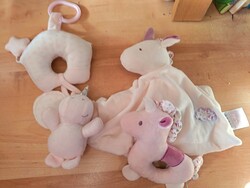 Szundikendő játékokkal 542. (Unikornis) - Nappy with toys 542. (Unicorn)