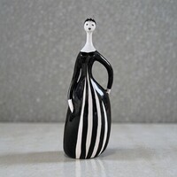 Extrém ritka gyűjtői Garányiné Staindl Katalin Bodrogkeresztúri fekete-fehér csíkos ruhás nő