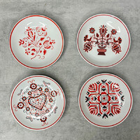 Hollóháza Hungary, Hollóházi porcelán piros-fekete mintás kisméretű fali dísztányérok
