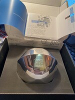 GÖMBÖC / Polírozott alumínium egyedi ajándéktárgy dobozban, sorszámozott igazolással