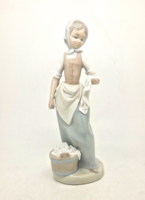 Lladro Nao porcelán mosó kislány 24cm