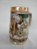 Indiános kerámia söröskorsó indián jelenetes korsó
