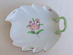 Herendi levélformájú virágmimtás porcelán asztalközép kináló