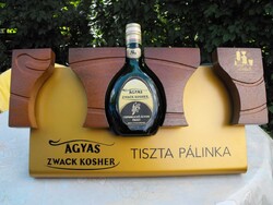Egyedi Ágyas Zwack Kosher pálinka tartó