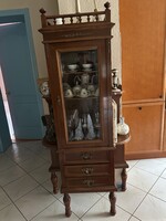 Csodálatos Neobarokk vitrin