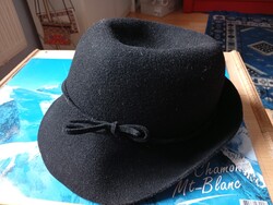 Nemezelt Filckalap - Női