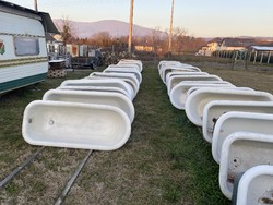 Öntvény és lemez lábas-kádak, Eredeti antik legalább 80- évesek.