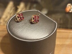 Antik arany fülbevaló gránáttal