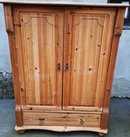 Eladó fenyő TV szekrény és komód egyben