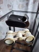 Retró szovjet színházi látcső tokjában