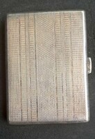 Régi úri cigarettatárca – elegáns, gravírozott díszítéssel