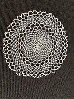 Vintage kézzel horgolt csipke terítő – 19 cm