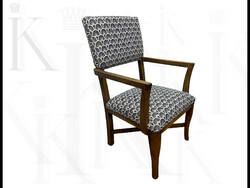 Art Deco Stílusú Kárpitozott Karosszék – Elegancia és Kényelem