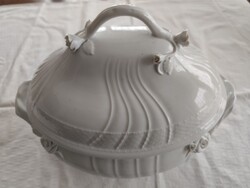 Herendi leveses tál 6-8 személyes fehér mázolt  Nagymamától kaptuk. 30 x 20 cm.