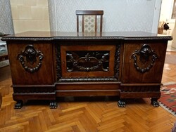 Neoreneszánsz stílusú íróasztal