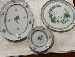 Herendi sütemény és gyümölcs kínáló 6 kis tányérral.