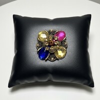 Vintage Brooch, Elegant Pin and Decorative Garment Accessory from the 1970s-80s, Old Brooch, Antique Pin