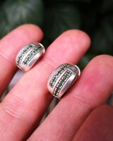 Gyönyörű smaragd köves ezüst fülbevaló