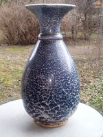 VÁZA, KISPEST (260208)