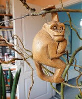 Faragott fa majom - ágra akasztható