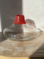 Formába fújt buborékos stúdió üveg váza piros szájjal (U0082)