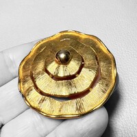 Vintage Brooch, Elegant Pin and Decorative Garment Accessory from the 1970s-80s, Old Brooch, Antique Pin