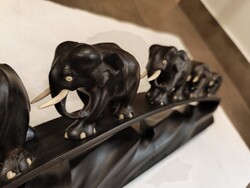 Ében fából készült, nagyon szép 1940 évek Sri Lanka, Elefánt csorda átkelés a hídon