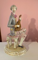 Hollóházi porcelán -- Zenélő Úrfi