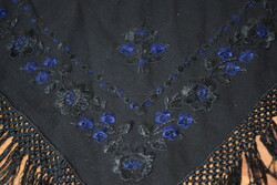 KÜLÖNLEGES Antik régi selyem népi kendő vállkendő népviselet viselet 152 plusz rojt x 66 cm