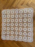 Kézzel horgolt csipke terítő 80 x 80 cm
