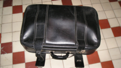 Bőrönd, közepes méretű, retro  - 60 x 40 x 17 cm