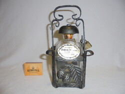 Retro italos üveg palack díszes kovácsoltvas tartóban