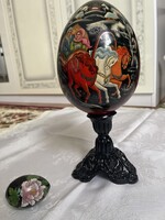 Öntött vas gyertyatartó, én tojástartónak használom, a tojás nem eledó.