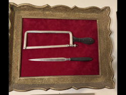 19.századi amputációs szett. Gyorsvágó kés és csontfűrész. Orvosi műszer. Szabadságharc. 1848