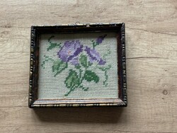 Gobelin virágos kép, üvegezett fa keretben, 15x13cm