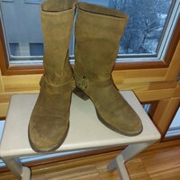 ZARA BASIC HASITOTT BŐR CSIZMA 38