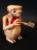 Retró mozgatható nyakú - kezű műanyag E.T. figura, 1982.
