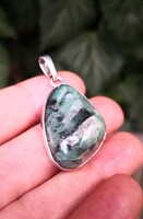 Szépséges smaragd köves ezüst medál