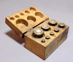 Antik patikai súlykészlet ritka pici méret ALKUDHATÓ