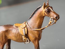 Antik vintage részlet gazdag festett fém játék ló figura gyűjtői darab  1890 ből
