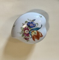 Herendi, antik Herendi, „ó Herendi”, virág mintás szív alakú bonbonier.  HIBÁTLAN.