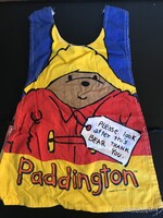 RUHA - GYEREK - ANGOL - szél - 28 cm - hossz - 43 cm - KÉT OLDALÁN MINTAPAMUT - HIBÁTLAN