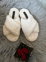 Laines London puha szőrös papucs Medium